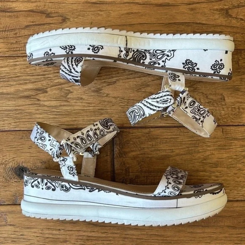 SCHUTZ Black and White Paisley Platform Sandals - Picture 7 of 12